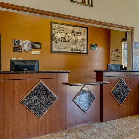 Super 8 By Wyndham Alamosa Exterior foto