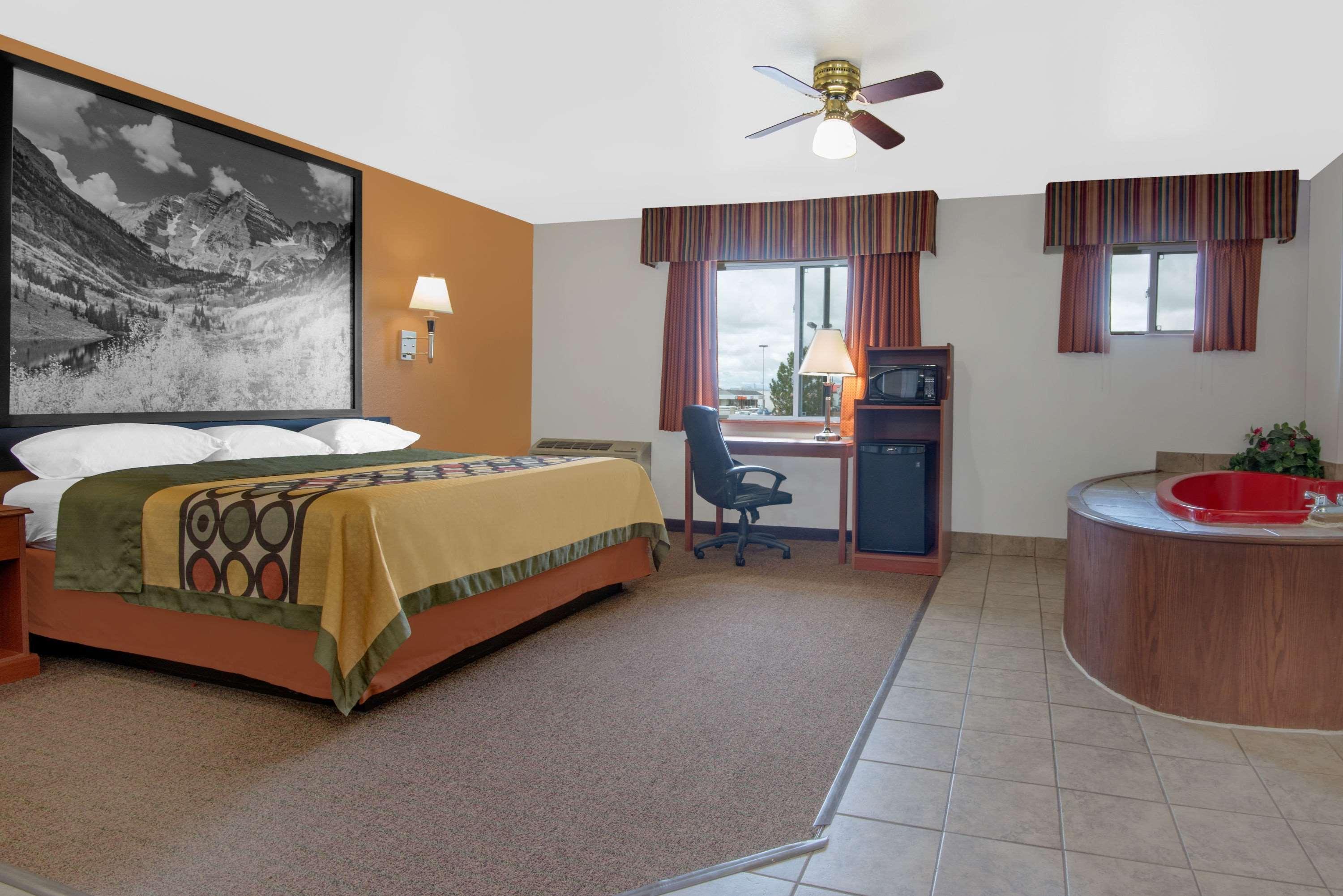 Super 8 By Wyndham Alamosa Exterior foto
