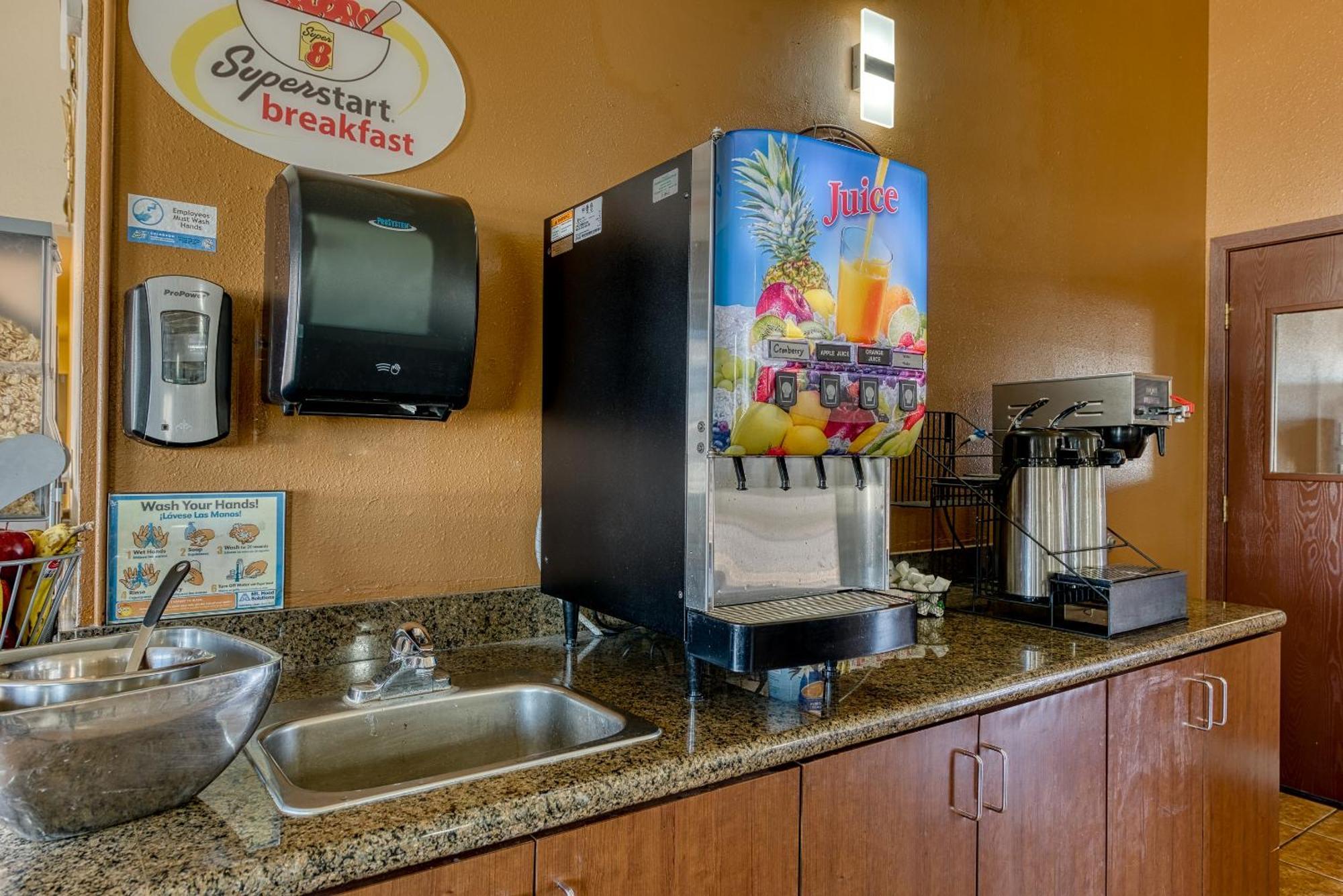 Super 8 By Wyndham Alamosa Exterior foto