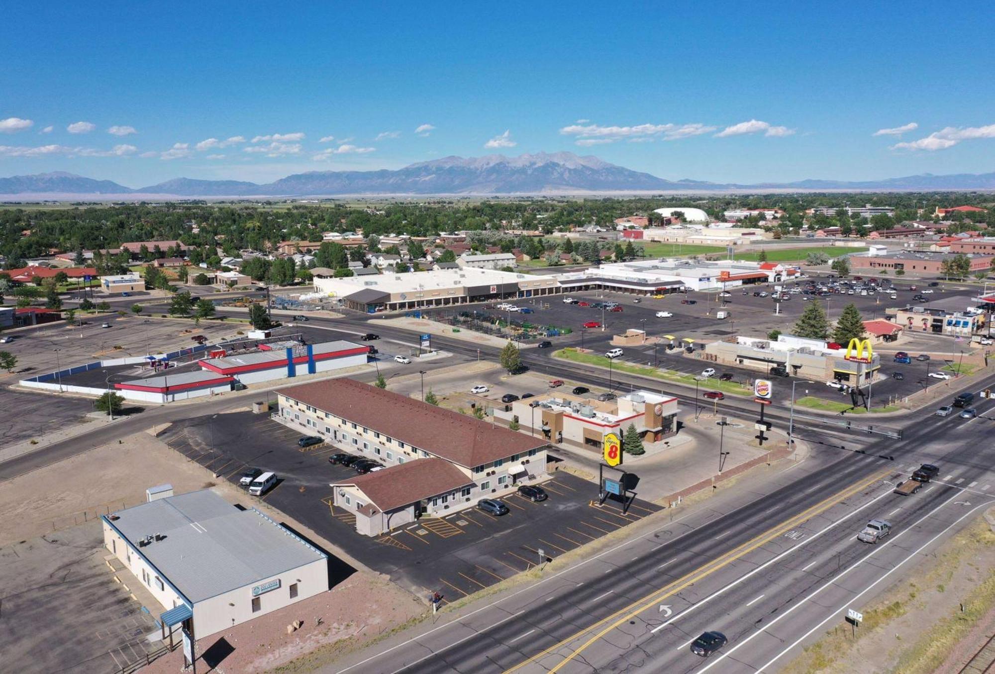 Super 8 By Wyndham Alamosa Exterior foto