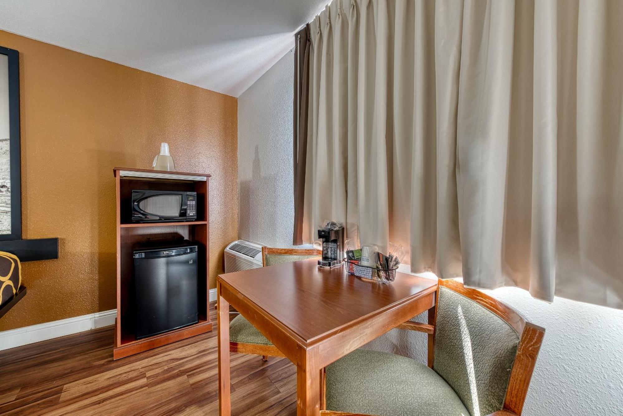 Super 8 By Wyndham Alamosa Quarto foto